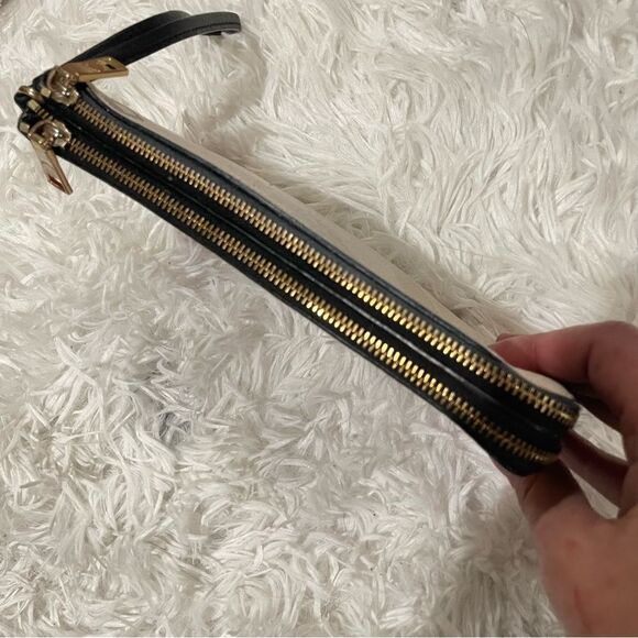 Coach Color Block Rouge Creme Pebbled Leather Large Double Zip Wristlet Clutch - Picture 5 of 16